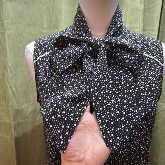 Miss Wu Black and White Polka Dot Sleeveless bow Top, US2 - Picture 3 of 9